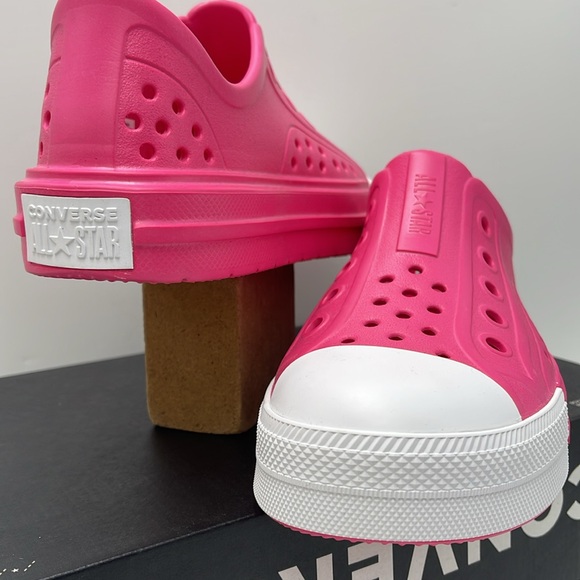 Converse WMNS CTAS PLAY LITE CX SLIP CHAOS FUCHSIA/CHAOS FUCHSIA Sneakers - Picture 8 of 16